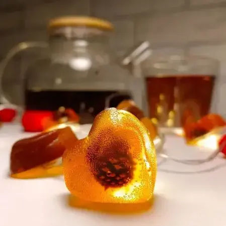 Мармелад "Сердце" с сосновой шишкой в крафтовой коробке, 110г Мармелад "Сердце" с сосновой шишкой в крафтовой коробке, 110г